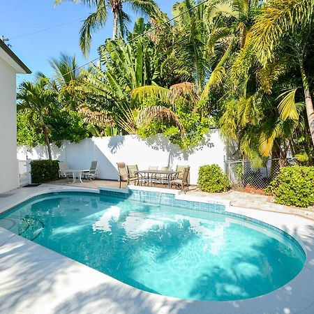 Canal 315 - Right In Siesta Key Village! 외부 사진