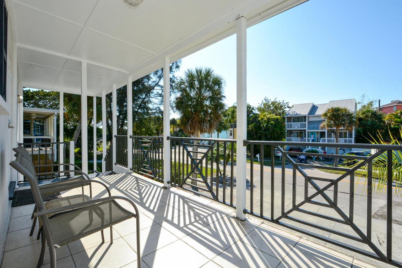 Canal 315 - Right In Siesta Key Village! 외부 사진
