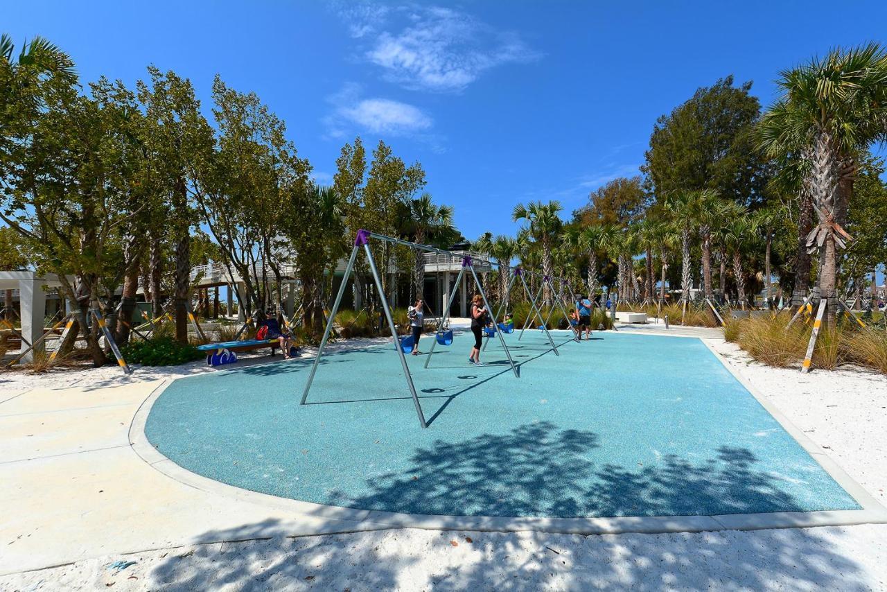 Canal 315 - Right In Siesta Key Village! 외부 사진
